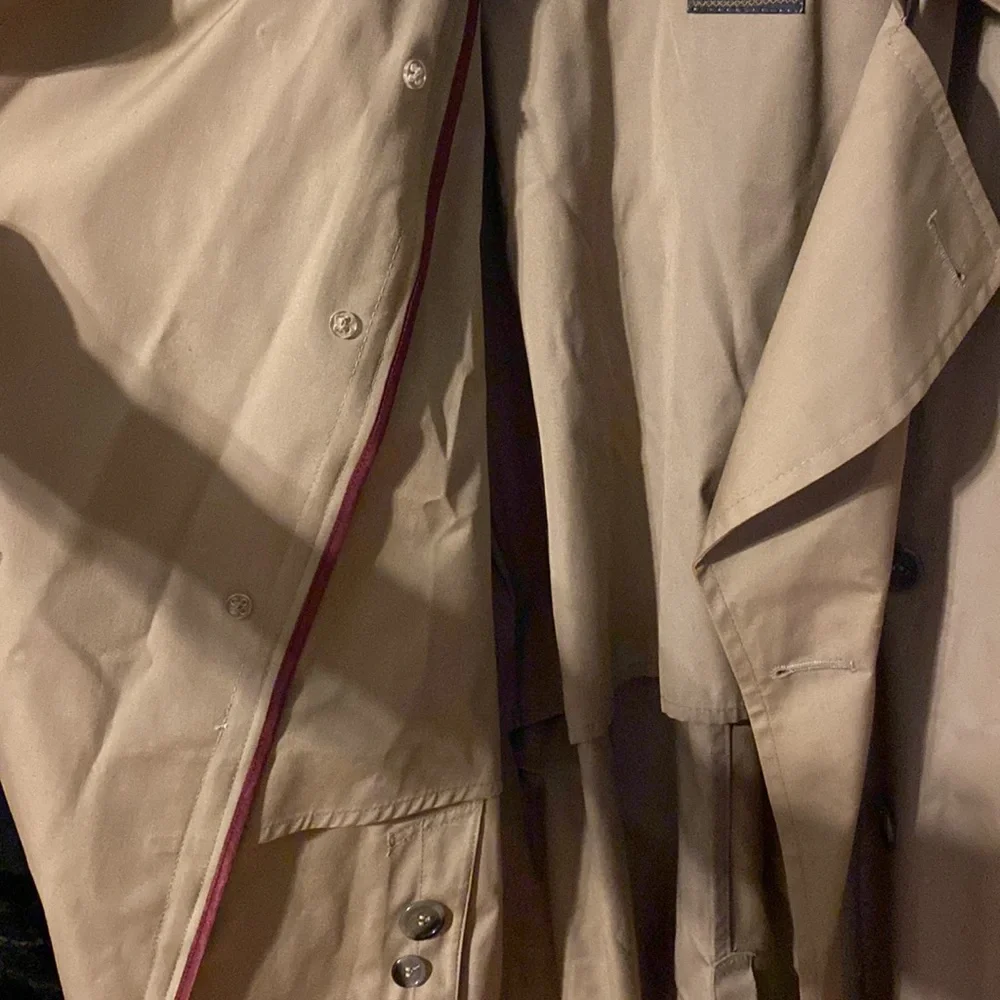 Hart Schaffner Marx Trench Coat - Picture 9 of 11